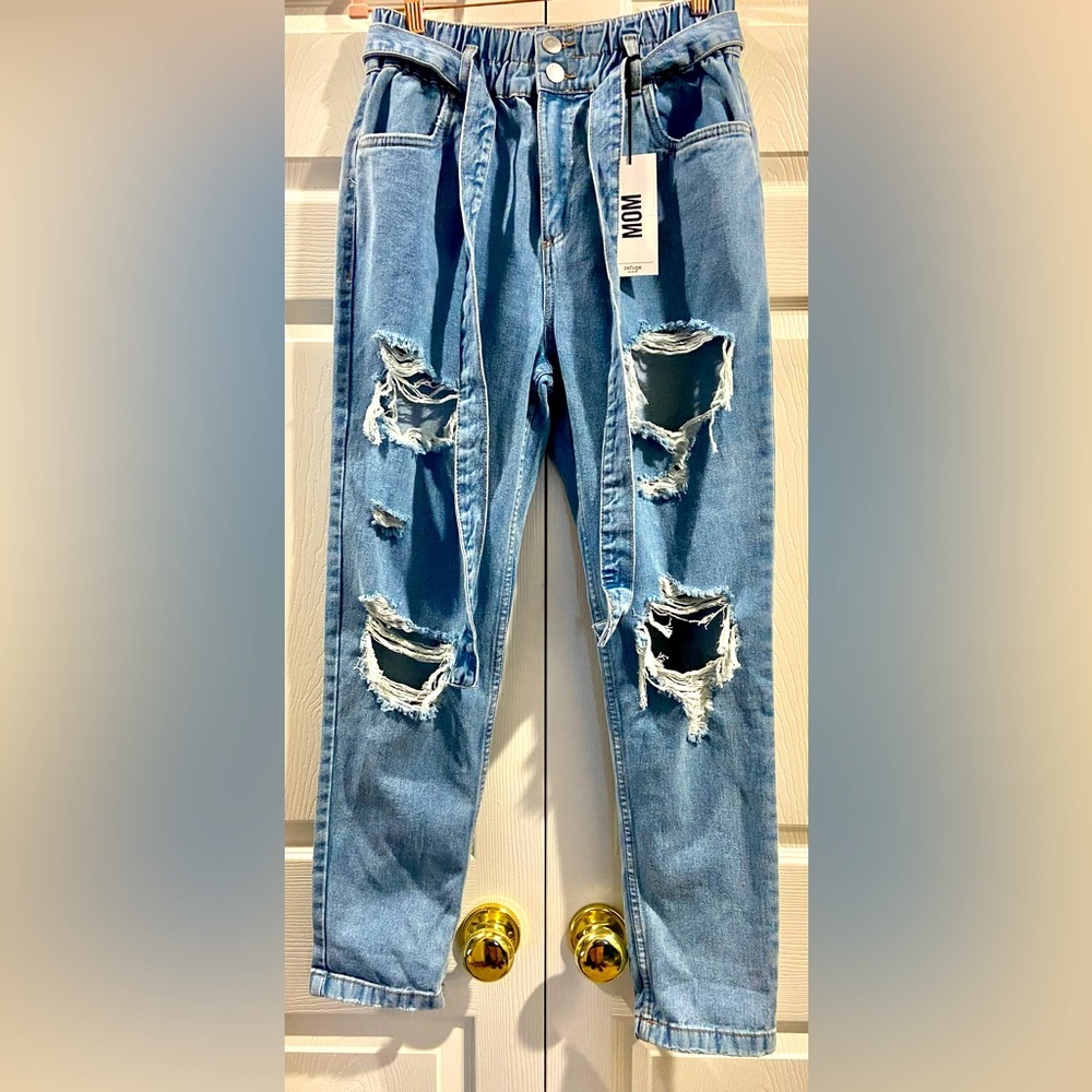 Refuge Denim Mom Jeans Women's Distressed Light Blue Size Large 10/12
